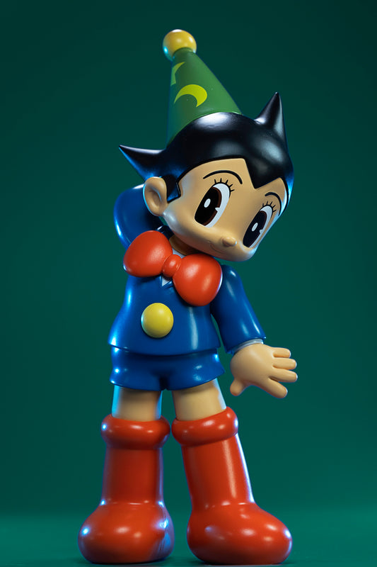 [Hung Hing Toys] TZKH-023 Astro Boy Celebrate (22cm)