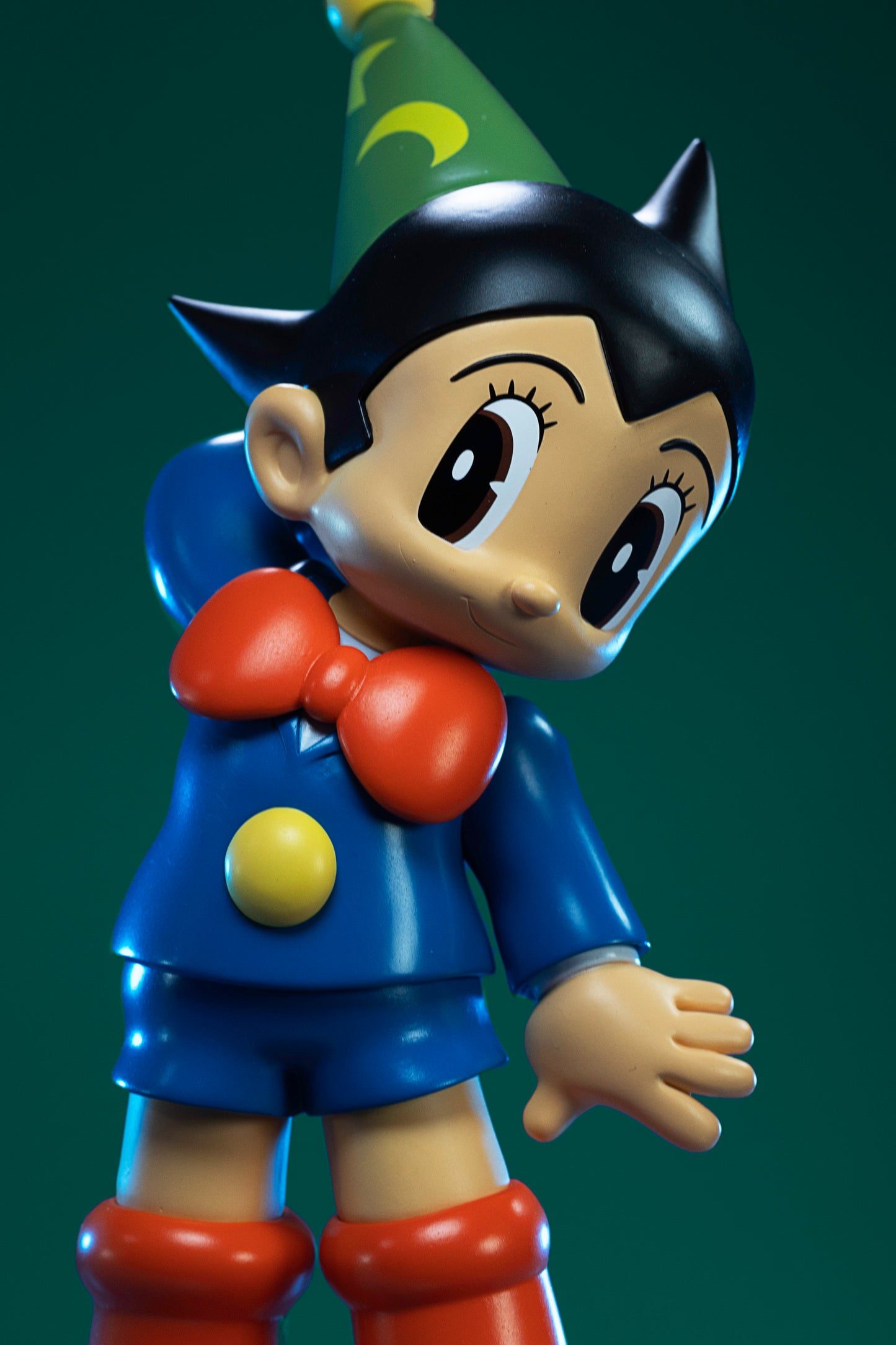 [Hung Hing Toys] TZKH-023 Astro Boy Celebrate (22cm)